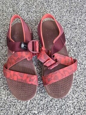 Chaco Confluence Strappy Sport Sandal Black Women's Size 8 Red Orange